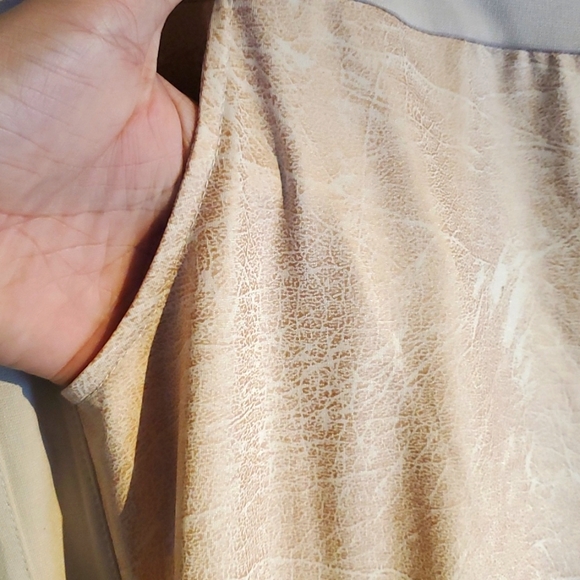 11. NWT Marallis Leggings - Picture 6 of 8